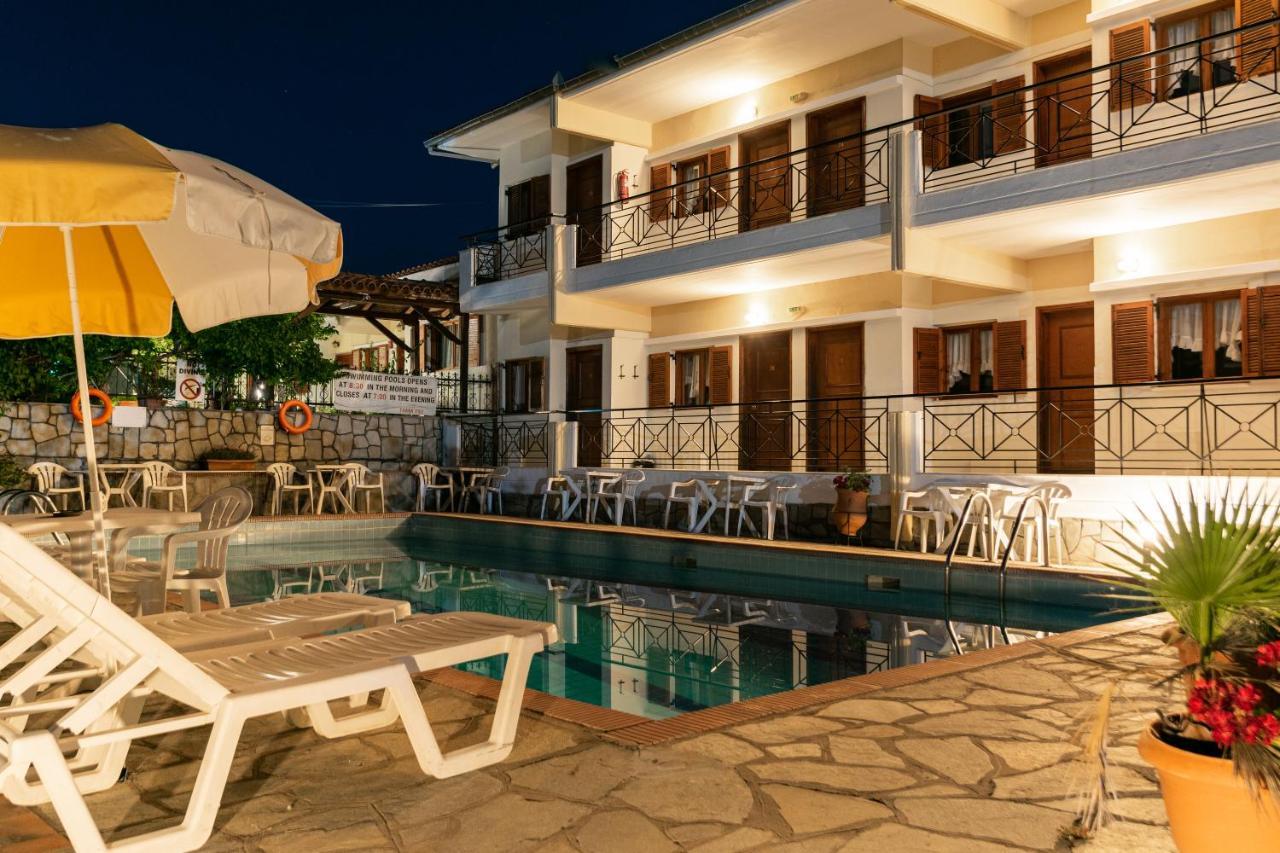 Hotel Sarikas Polychrono Exterior photo